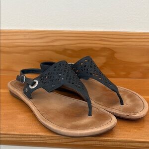 UGG Vivyan Black Leather Women's Sandals 9M 1000587